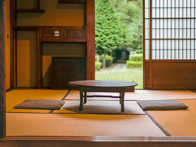 https://tourcrafters22.adventure-spark.com/wp-content/uploads/2022/07/ryokan.jpg